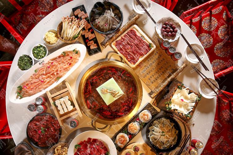 成都特色火鍋店推薦，藏于繁華街景的人間美味