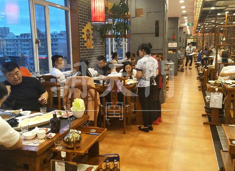 一次性油老火鍋加盟，選對(duì)品牌很關(guān)鍵！