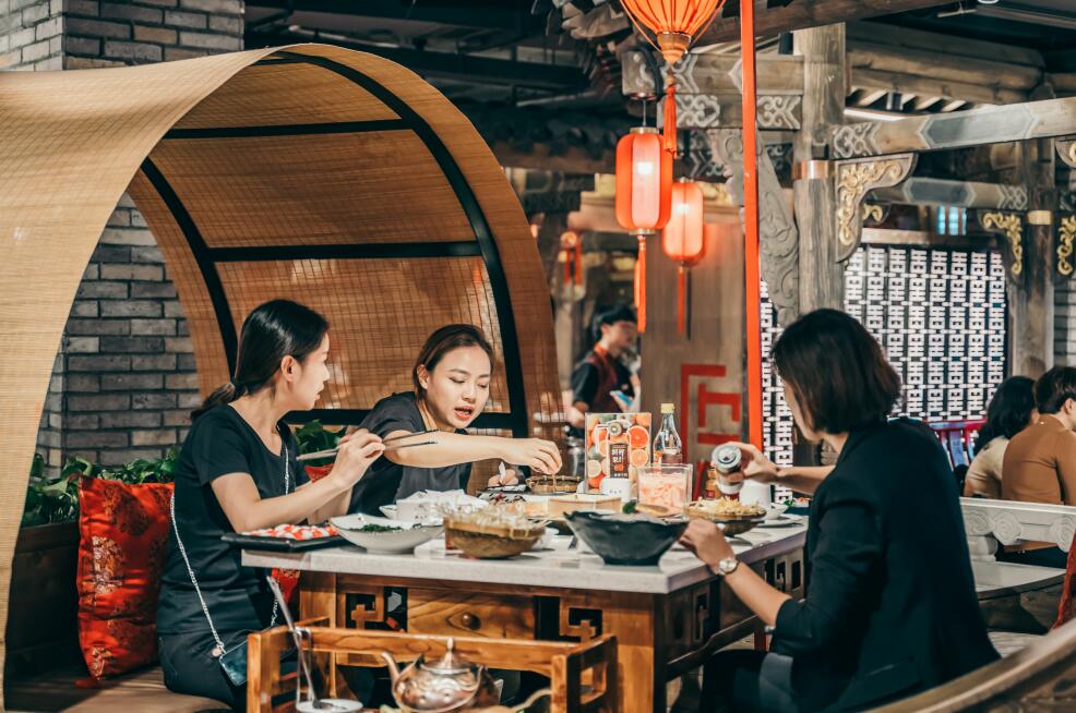 天門開火鍋加盟店,如何節(jié)省投資成本?