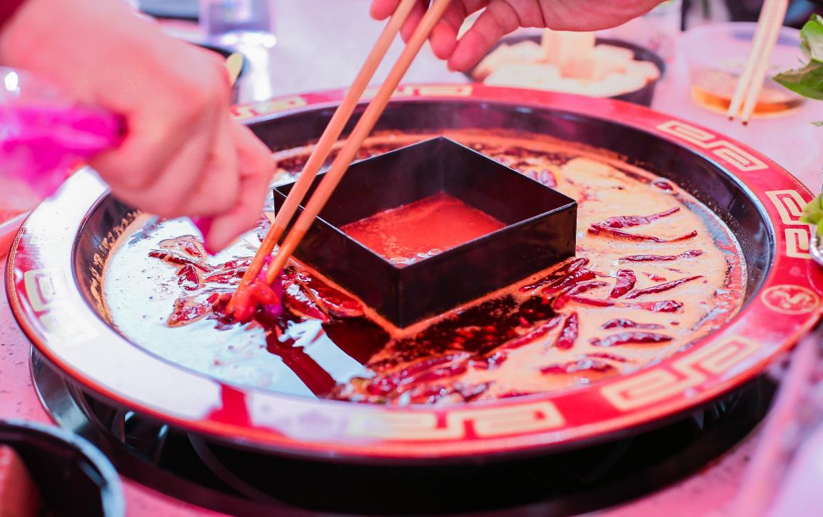 潞城開火鍋加盟店,需要跟人合伙嗎?