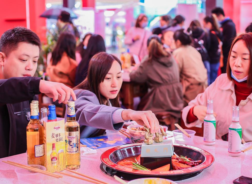 梧州開(kāi)火鍋加盟店,3招翻臺(tái)率提高50%!