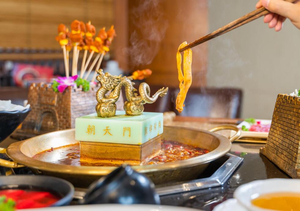 霸屏美食榜的朝天門火鍋，為何非吃不可？
