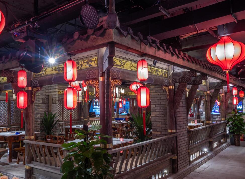 火鍋加盟店有哪些服務(wù)禮儀？一起學(xué)起來(lái)！