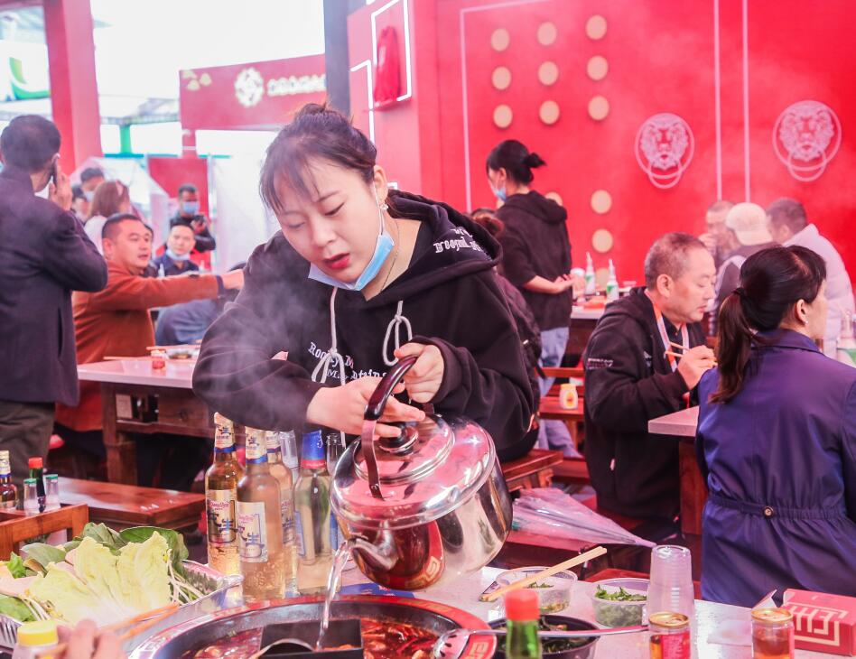 開火鍋加盟店，前期做好這三步輕松贏得回頭客！