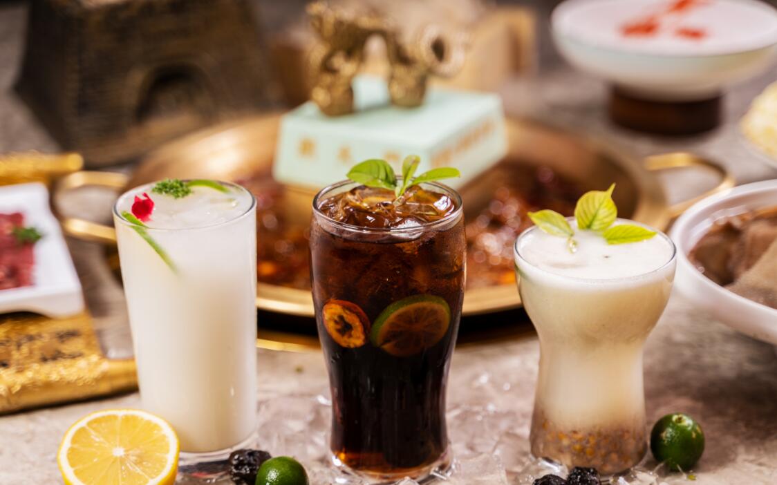 四川火鍋店,越來越像甜品店?