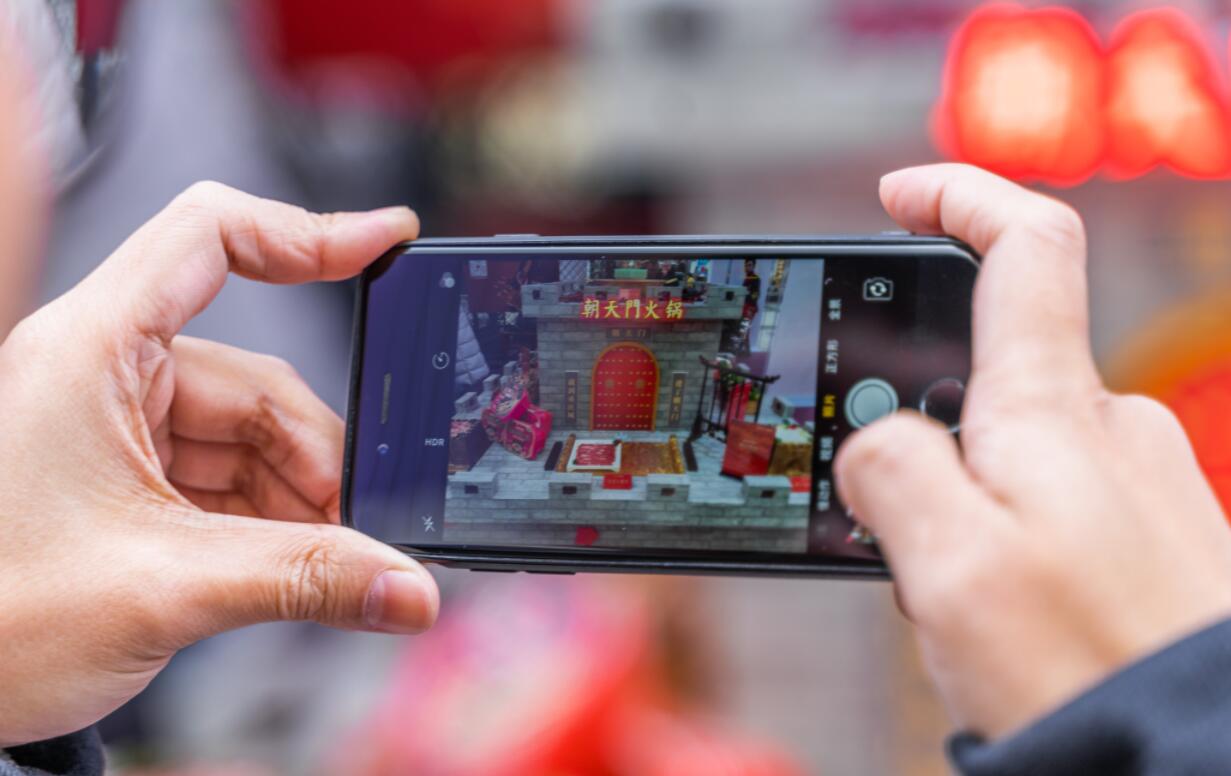 朋友圈要怎么發(fā)，火鍋店老板才能吸引客戶？